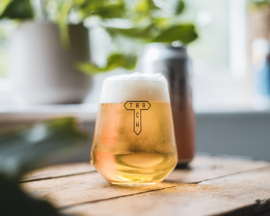 Vale | English Lager | 4.2% | 12-Pack - Track Brewing Company Limited